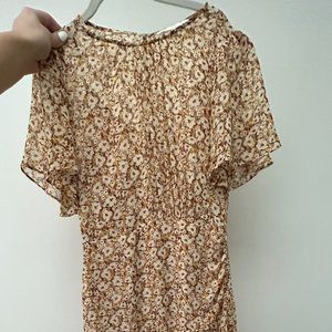 ASTR The Label. Yellow floral. Midi dress. Size Small